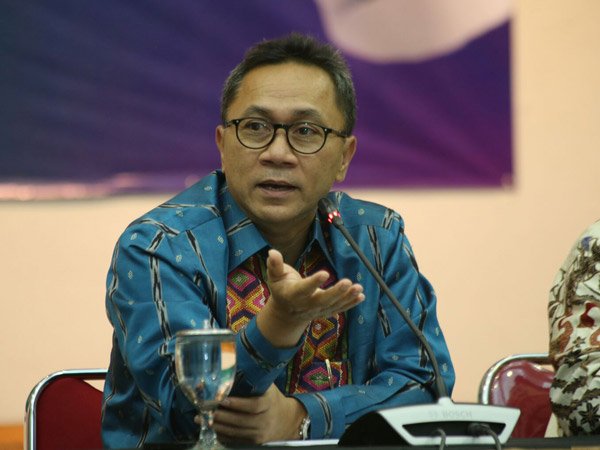  Zulkifli Tidak Bisa Memberikan Penjelasan Soal Rangkap Jabatan OSO
